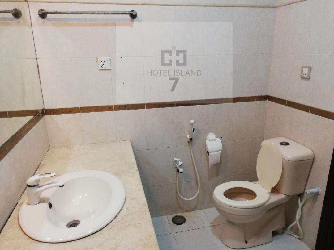 Hotel 7Island 卡拉奇 外观 照片